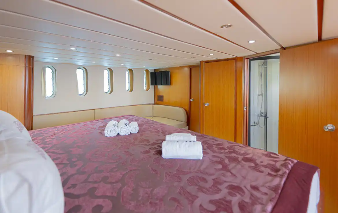 Antalya Yacht Rental 31m Custom Built 94